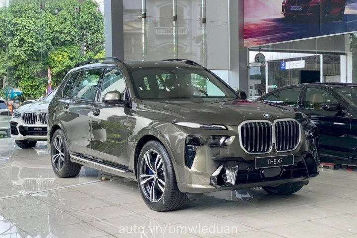 BMW X Series X7 2023