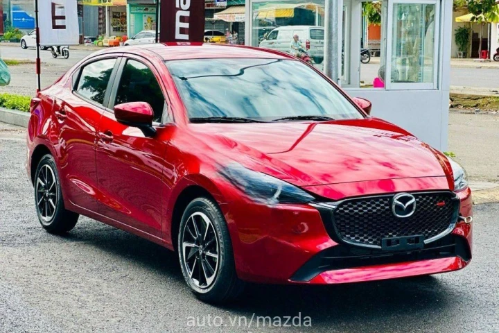 Mazda 2 2024