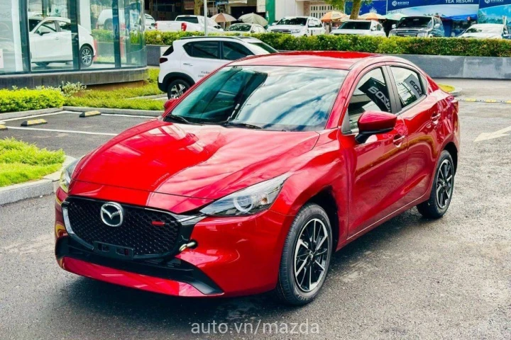 Mazda 2 2024