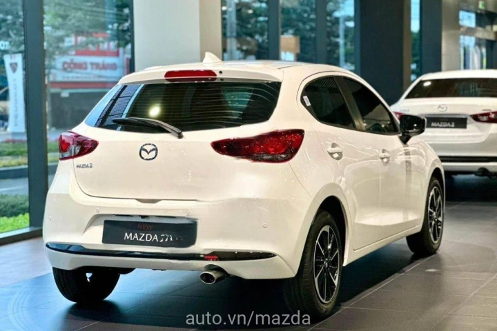 Mazda 2 Sport 1.5L Luxury 2024