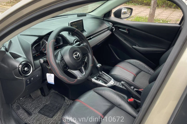 Mazda 2 2016