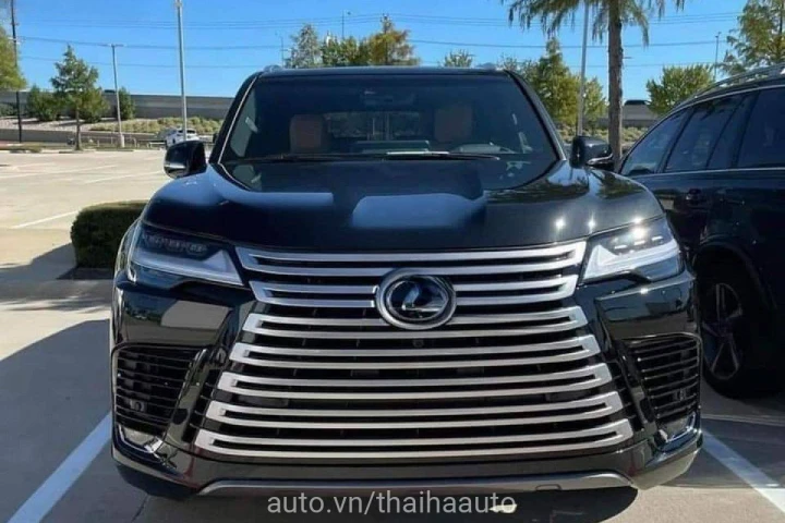 Lexus LX 2022