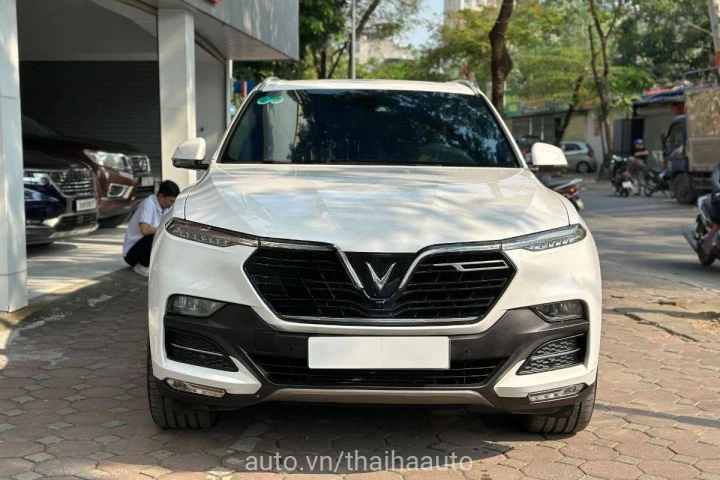 VinFast Lux SA2.0 Premium 2020