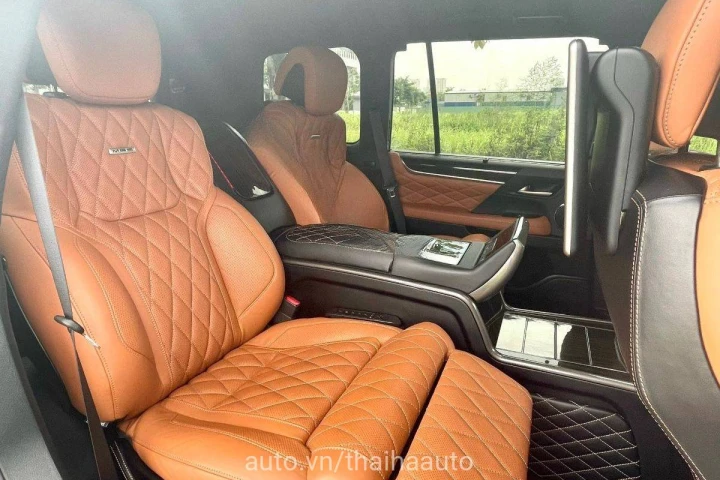 Lexus LX 2020