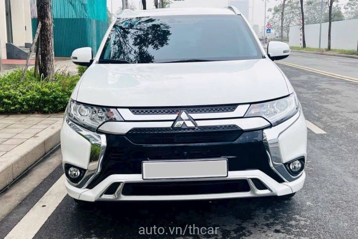 Mitsubishi Outlander 2.0 CVT Standard 2023