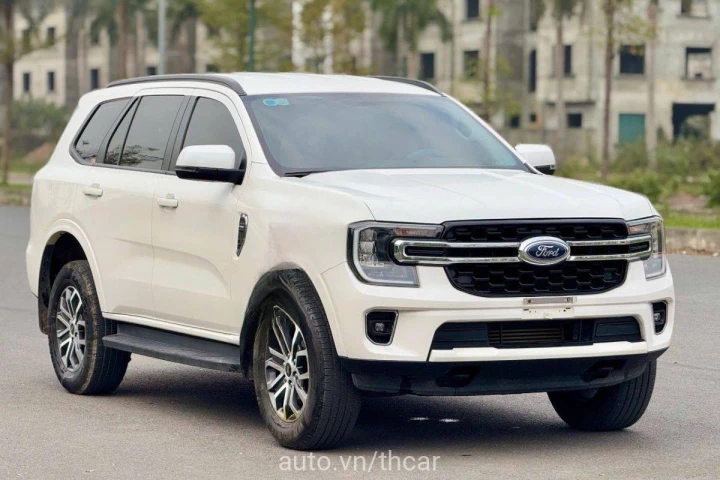 Ford Everest Ambiente 2023