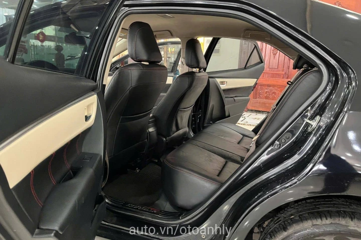 Toyota Corolla Altis 1.8G 2015