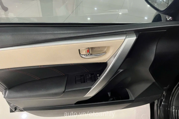 Toyota Corolla Altis 1.8G 2015