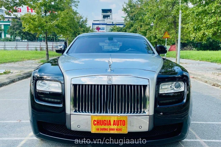 Rolls-Royce Ghost 2010