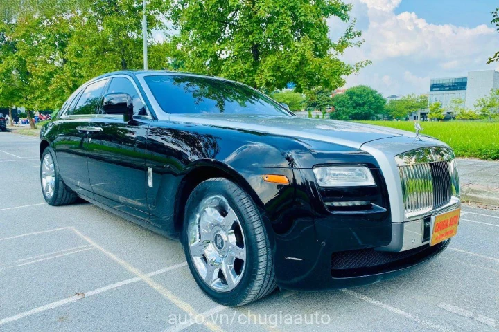 Rolls-Royce Ghost 2010
