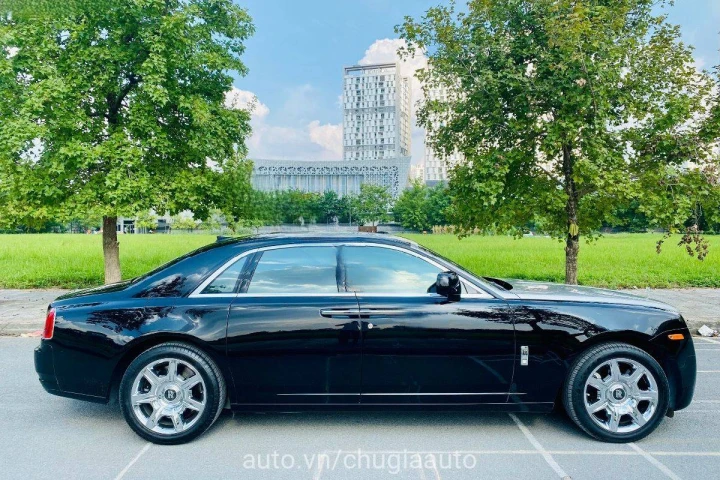 Rolls-Royce Ghost 2010