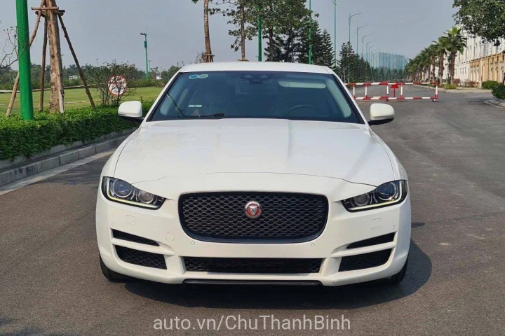 Jaguar XF 2015