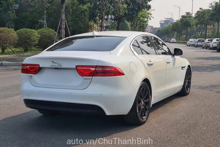 Jaguar XF 2015