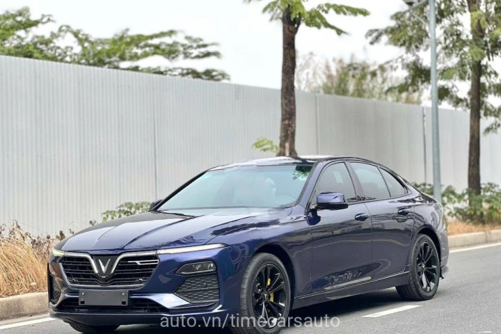 VinFast Lux A2.0 2020