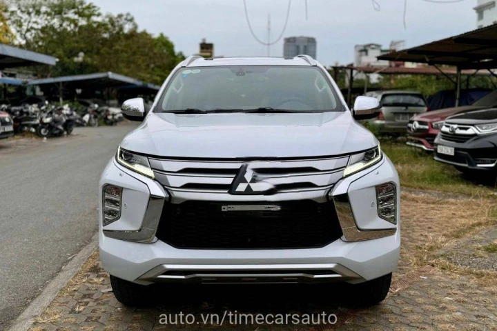Mitsubishi Pajero 2021