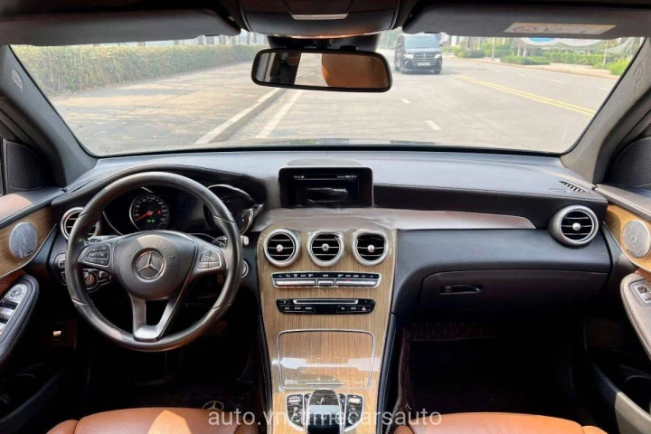 Mercedes-Benz GLC GLC250 2018
