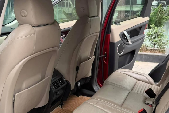 Land Rover Discovery 2020