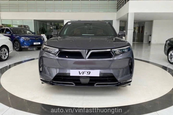 VinFast VF 9 2024