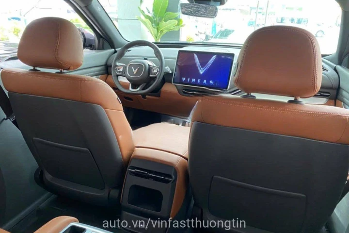 VinFast VF 9 2024