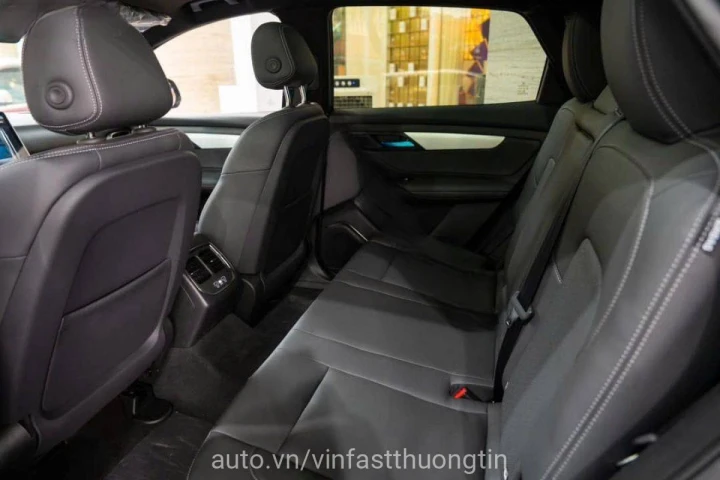 VinFast VF 8 2024