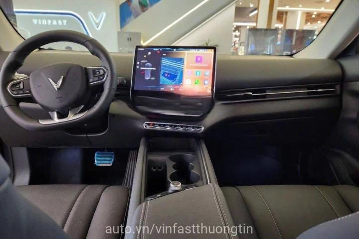 VinFast VF 7 2024