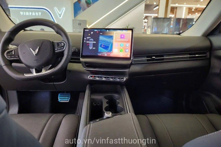 VinFast VF 7 2024