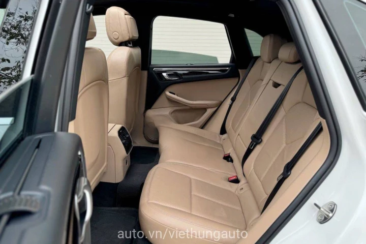 Porsche Macan 2021