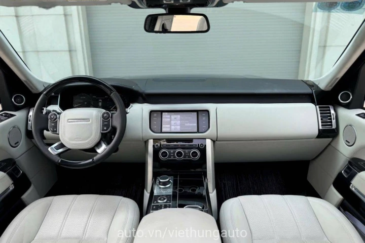Land Rover Range Rover HSE 2014