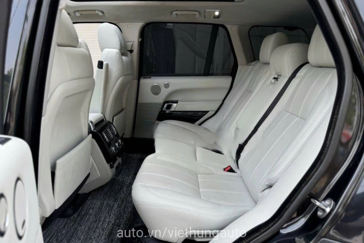Land Rover Range Rover HSE 2014