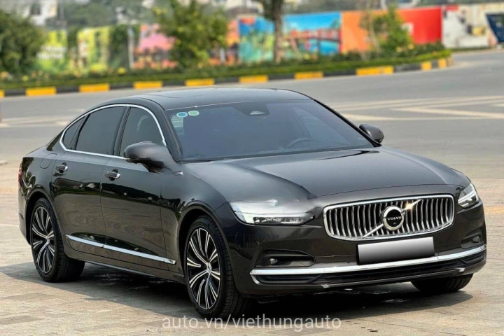 Volvo S90 2022