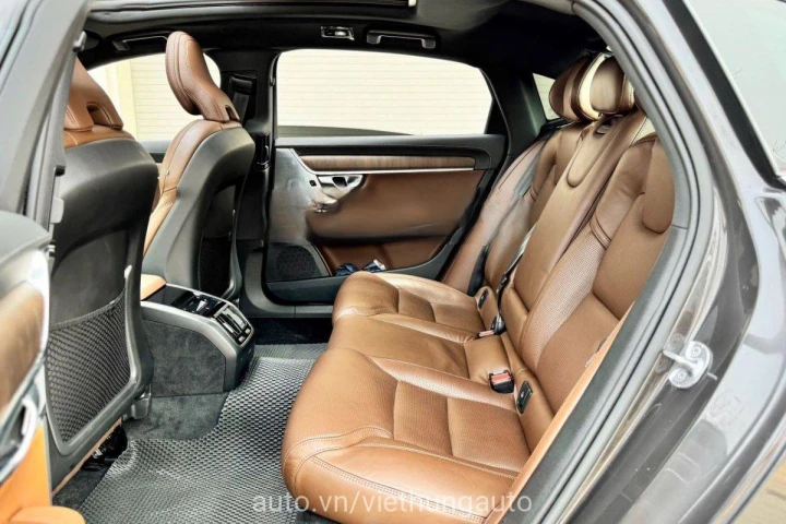 Volvo S90 2022