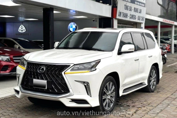 Lexus LX 2016