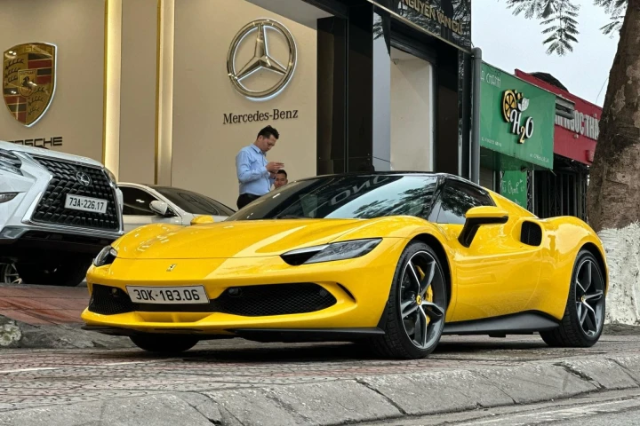 Ferrari 296 2022