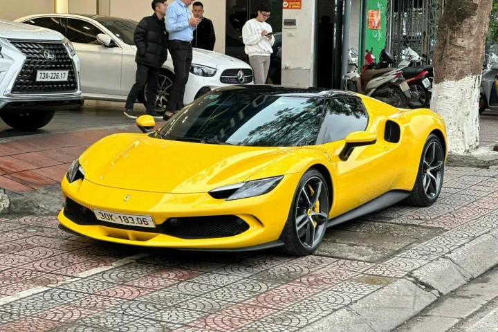 Ferrari 296 2022