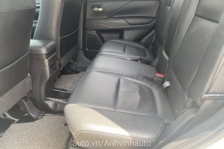 Mitsubishi Outlander 2018