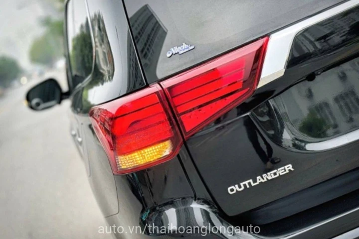 Mitsubishi Outlander 2.0 CVT Premium 2022