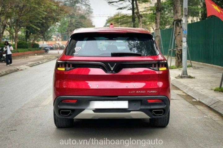 VinFast Lux SA2.0 2019