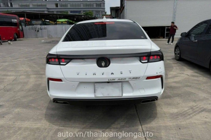 VinFast Lux A2.0 Premium 2022