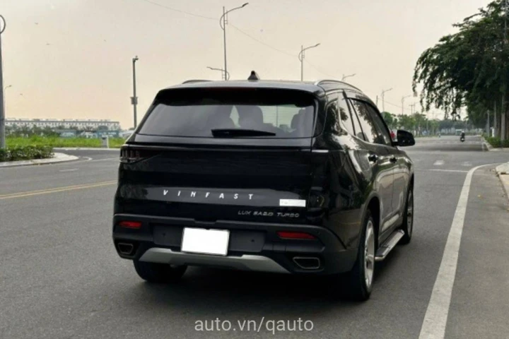 VinFast Lux SA2.0 2022