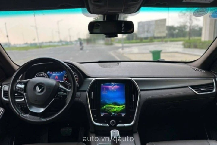 VinFast Lux SA2.0 2022