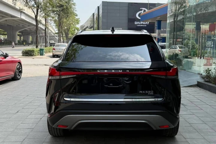 Lexus RX 2023