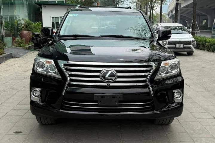 Lexus LX 2014
