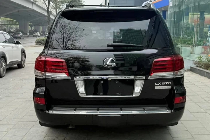 Lexus LX 2014