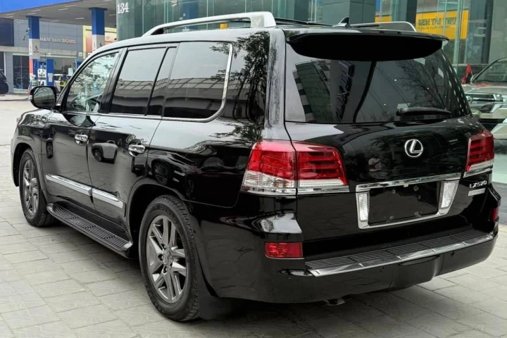 Lexus LX 2014