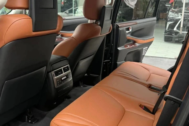 Lexus LX 2014