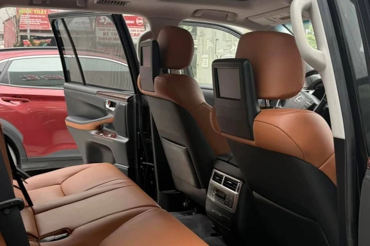 Lexus LX 2014