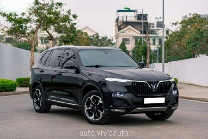VinFast Lux SA2.0 Base 2022