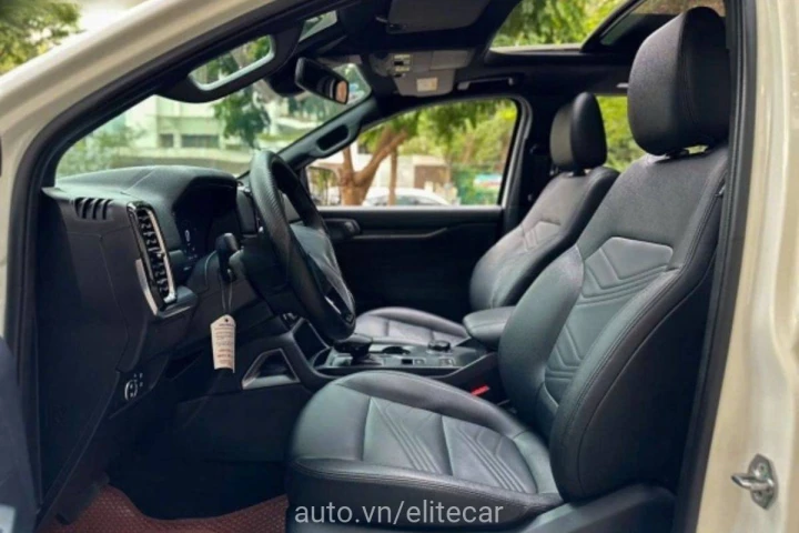Ford Everest Titanium 2024