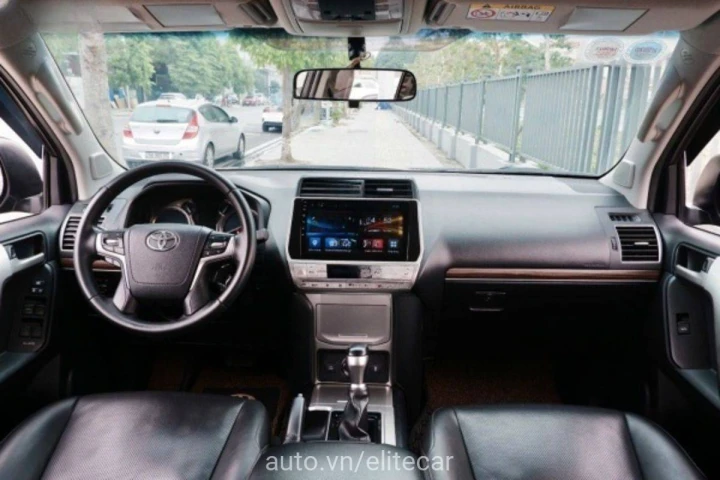 Toyota Land Cruiser Prado 2019
