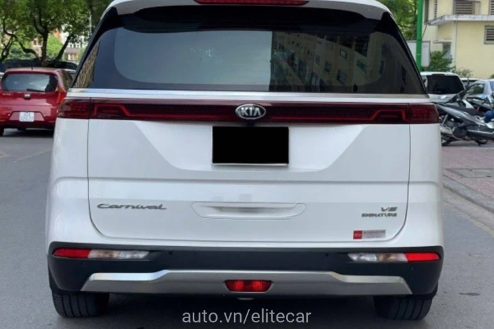 Kia Carnival Signature Xăng 2021